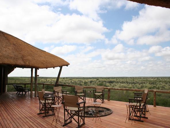 Tau Pan Camp - Boma